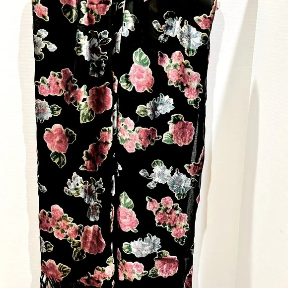 Silk and velvet rose red & green, with blk fringe - Picture 5 of 9